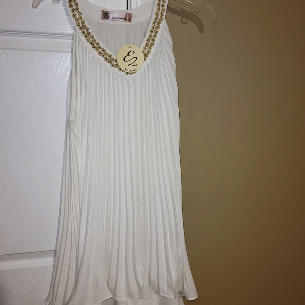 EZ Clothing, White/Cream with Gold Trim, (L)